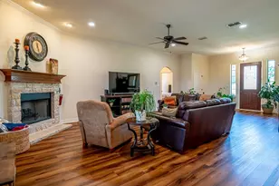 2113 Darby Dan Ct, Granbury, TX 76049 - Photo 20