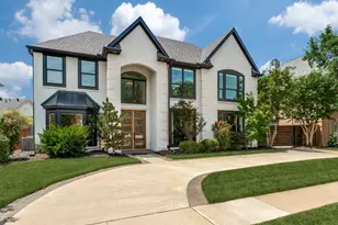 2805 Greenbrook Ct, Grapevine, TX 76051 - Photo 2