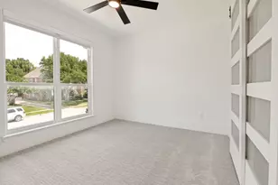 2805 Greenbrook Ct, Grapevine, TX 76051 - Photo 32