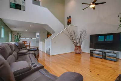 3801 San Jacinto #E, Dallas, TX 75204 - Photo 2