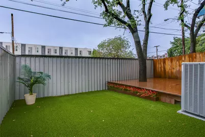 3801 San Jacinto #E, Dallas, TX 75204 - Photo 28