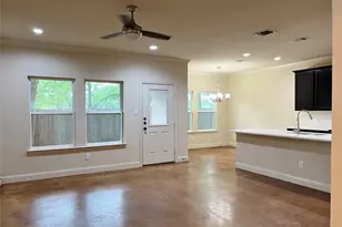 1312 W Jefferson St, Waxahachie, TX 75165 - Photo 2