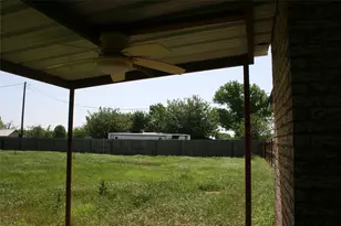 103 Wolf Cir, Graham, TX 76450 - Photo 22