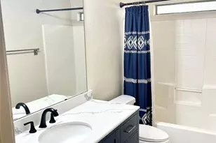 1113 Devonshire Dr, Glenn Heights, TX 75154 - Photo 6