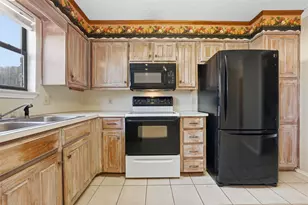 1371 S 11th St, Waco, TX 76706 - Photo 10