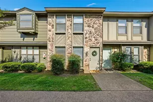 1371 S 11th St, Waco, TX 76706 - Photo 2