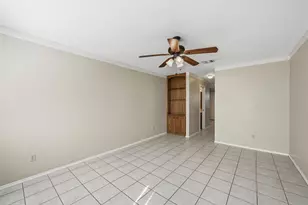 1371 S 11th St, Waco, TX 76706 - Photo 14