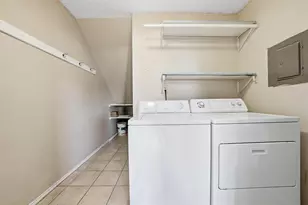 1371 S 11th St, Waco, TX 76706 - Photo 12