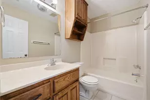 1371 S 11th St, Waco, TX 76706 - Photo 22