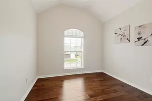 2632 Britany Cir, Bedford, TX 76022 - Photo 22