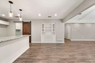 3000 Bluebonnet Ln, Bedford, TX 76021 - Photo 10