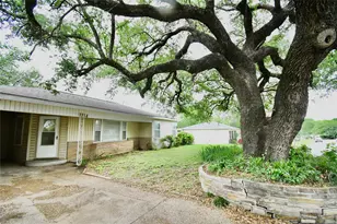 1314 W Water St, Weatherford, TX 76086 - Photo 6
