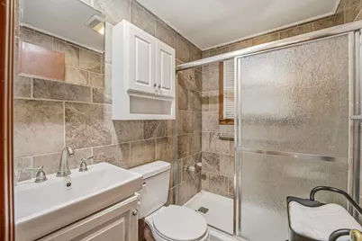 401 E Bridge Street, Granbury, TX 76048 - Photo 20