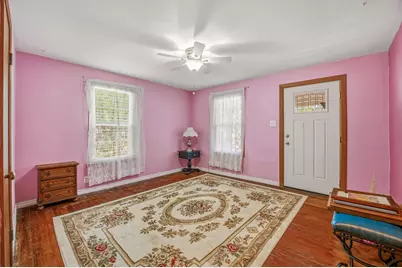 401 E Bridge Street, Granbury, TX 76048 - Photo 18