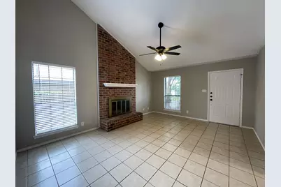 4104 Green Acres Circle, Arlington, TX 76017 - Photo 4