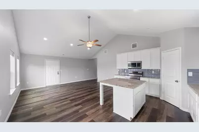 207 E McCoulskey Street, Terrell, TX 75160 - Photo 6