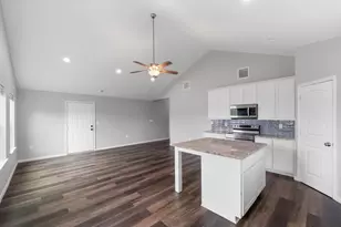 207 E McCoulskey St, Terrell, TX 75160 - Photo 6