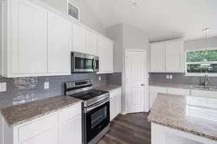 207 E McCoulskey St, Terrell, TX 75160 - Photo 8