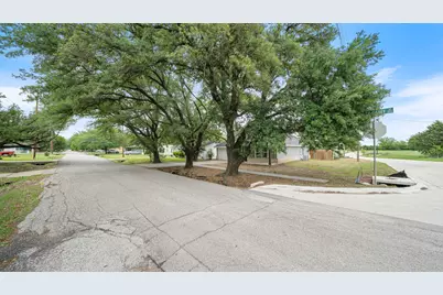 207 E McCoulskey Street, Terrell, TX 75160 - Photo 28