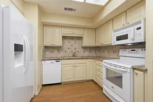 5200 Keller Springs Rd, Dallas, TX 75248 - Photo 12
