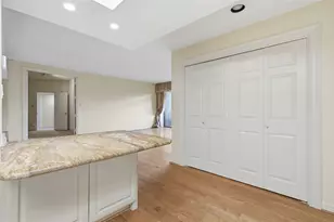 5200 Keller Springs Rd, Dallas, TX 75248 - Photo 14