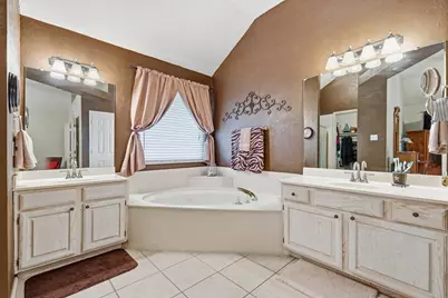 2312 Mapleleaf Lane, Flower Mound, TX 75028 - Photo 26
