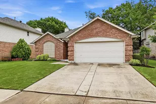 2312 Mapleleaf Ln, Flower Mound, TX 75028 - Photo 2