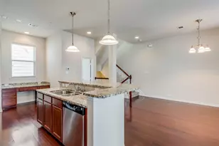 2326 Stutz Dr, Dallas, TX 75235 - Photo 12