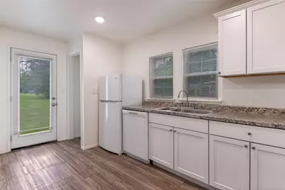 1010 E College Street, Terrell, TX 75160 - Photo 14