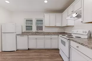 1010 E College St, Terrell, TX 75160 - Photo 12