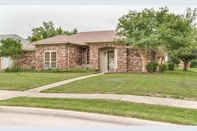 1622 Palisades Drive, Carrollton, TX 75007 - Photo 2