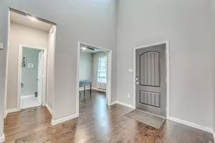 909 Gambel Dr, Sherman, TX 75092 - Photo 4