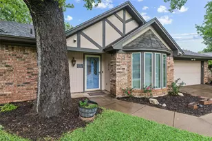 5707 Trail Crest Dr, Arlington, TX 76017 - Photo 2