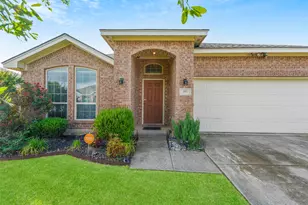 945 Abigale Ln, Dallas, TX 75253 - Photo 2
