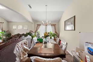 945 Abigale Ln, Dallas, TX 75253 - Photo 8
