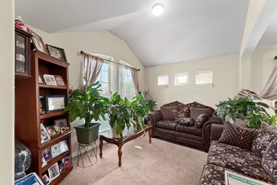 945 Abigale Lane, Dallas, TX 75253 - Photo 6