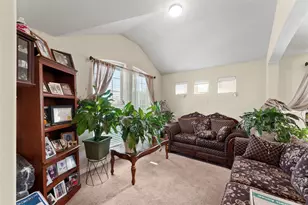 945 Abigale Ln, Dallas, TX 75253 - Photo 6