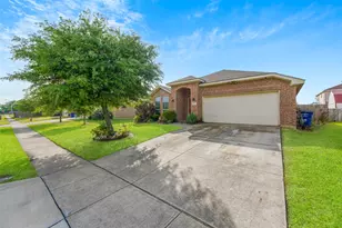 945 Abigale Ln, Dallas, TX 75253 - Photo 4