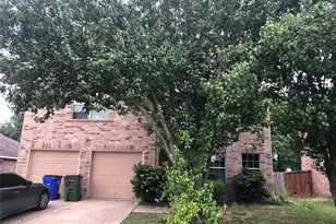 4625 Bridlewood Ln, Balch Springs, TX 75180 - Photo 2