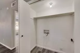 8110 Skillman St, Dallas, TX 75231 - Photo 14