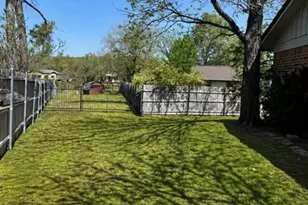 261 Timberlake Dr, Azle, TX 76020 - Photo 24
