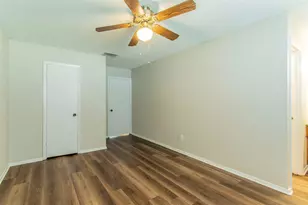 213 Melinda Dr, Mesquite, TX 75149 - Photo 14