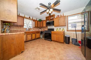 2217 Gaylord Dr, Dallas, TX 75227 - Photo 10