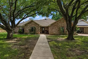 1692 W Tate St, Robinson, TX 76706 - Photo 26
