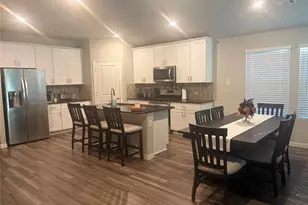 216 Luna Ln, Lake Dallas, TX 75065 - Photo 2