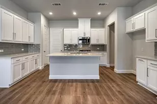 336 Almanor St, Lewisville, TX 75056 - Photo 6