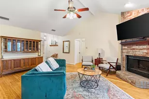 801 Switzer Ln, Cedar Hill, TX 75104 - Photo 8