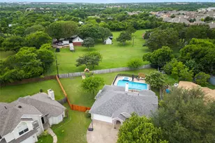 801 Switzer Ln, Cedar Hill, TX 75104 - Photo 38