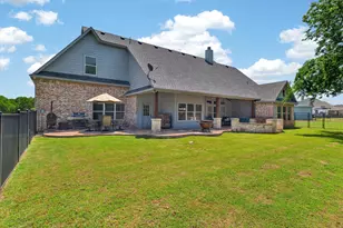 657 Hidden Lakes Blvd, Gunter, TX 75058 - Photo 32