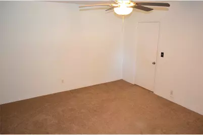 1050 W Dallas Avenue, Cooper, TX 75432 - Photo 6